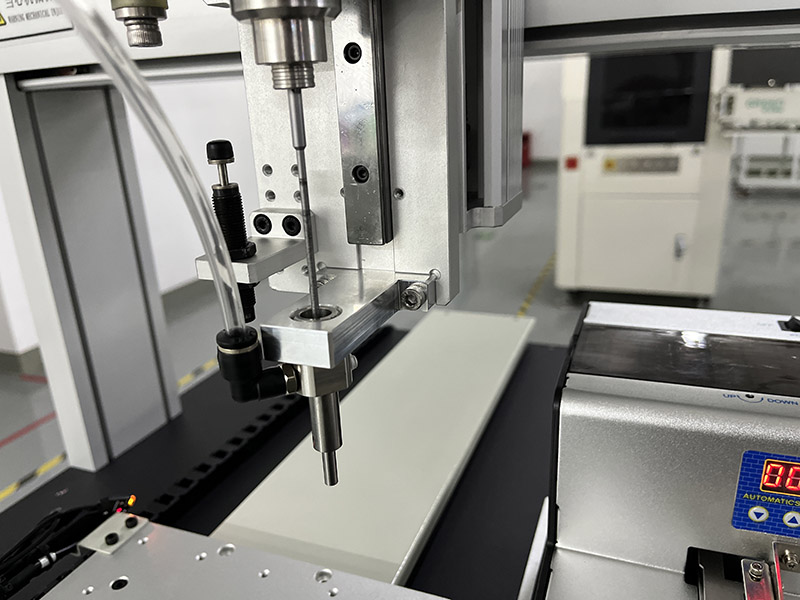 Оборудване за производство на роботи за многофункционална автоматична винтова машина (1)